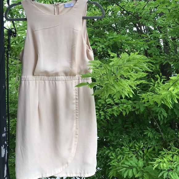 Tobi High Standards Dress - Picture 4 of 7